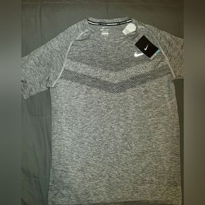 Nike Running Dri-Fit - NEW with Tags Size L